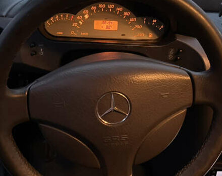 Черный Мерседес А класс, объемом двигателя 1.6 л и пробегом 188 тыс. км за 3700 $, фото 4 на Automoto.ua