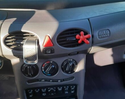 Черный Мерседес А класс, объемом двигателя 1.7 л и пробегом 360 тыс. км за 3567 $, фото 6 на Automoto.ua