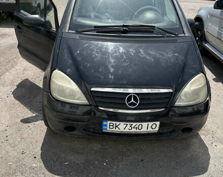 Черный Мерседес А класс, объемом двигателя 1.69 л и пробегом 290 тыс. км за 2700 $, фото 1 на Automoto.ua