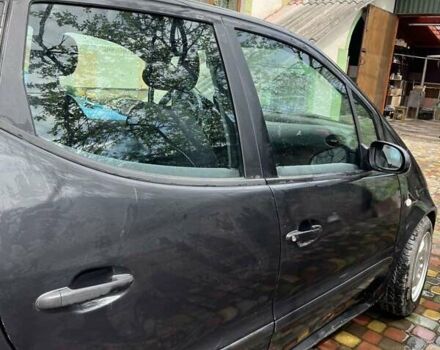 Чорний Мерседес А клас, об'ємом двигуна 1.7 л та пробігом 263 тис. км за 3350 $, фото 5 на Automoto.ua