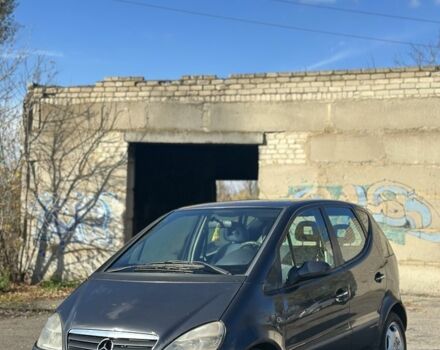 Чорний Мерседес А клас, об'ємом двигуна 1.6 л та пробігом 250 тис. км за 1350 $, фото 2 на Automoto.ua