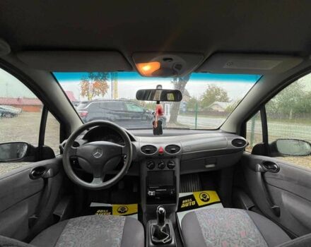 Черный Мерседес А класс, объемом двигателя 1.7 л и пробегом 289 тыс. км за 3999 $, фото 19 на Automoto.ua