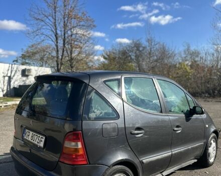 Чорний Мерседес А клас, об'ємом двигуна 1.6 л та пробігом 250 тис. км за 1350 $, фото 5 на Automoto.ua