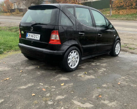 Черный Мерседес А класс, объемом двигателя 1.6 л и пробегом 201 тыс. км за 2999 $, фото 10 на Automoto.ua