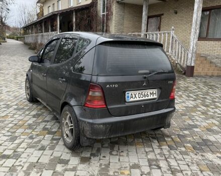 Черный Мерседес А класс, объемом двигателя 1.7 л и пробегом 240 тыс. км за 3500 $, фото 2 на Automoto.ua