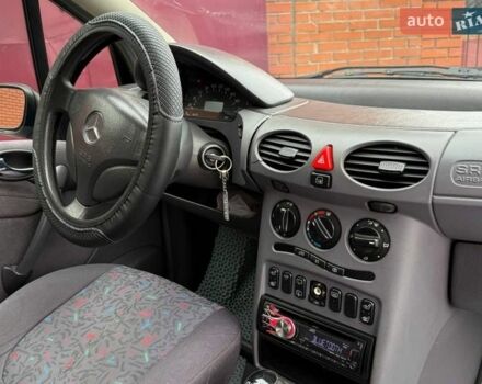 Черный Мерседес А класс, объемом двигателя 1.4 л и пробегом 213 тыс. км за 4799 $, фото 6 на Automoto.ua