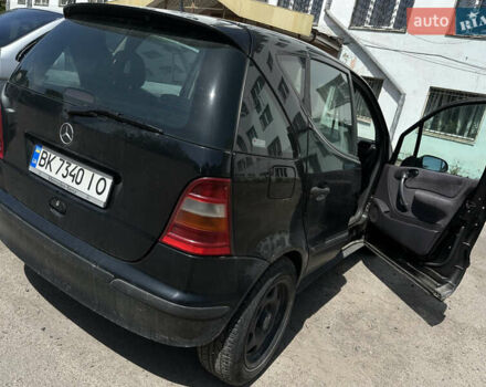 Черный Мерседес А класс, объемом двигателя 1.69 л и пробегом 290 тыс. км за 2700 $, фото 4 на Automoto.ua