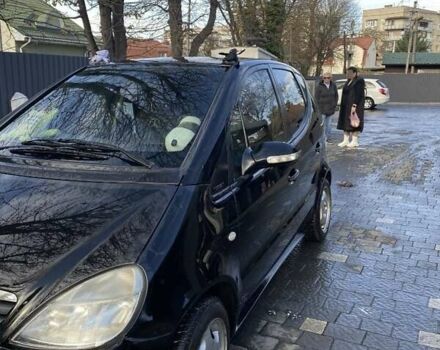 Черный Мерседес А класс, объемом двигателя 1.7 л и пробегом 370 тыс. км за 2750 $, фото 6 на Automoto.ua