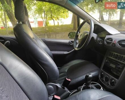 Черный Мерседес А класс, объемом двигателя 1.69 л и пробегом 215 тыс. км за 2913 $, фото 2 на Automoto.ua