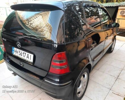 Черный Мерседес А класс, объемом двигателя 1.4 л и пробегом 298 тыс. км за 3200 $, фото 5 на Automoto.ua