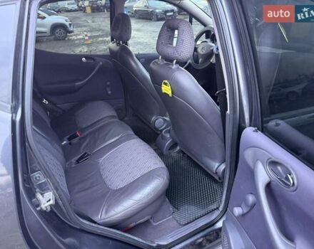 Чорний Мерседес А клас, об'ємом двигуна 1.6 л та пробігом 180 тис. км за 3750 $, фото 9 на Automoto.ua