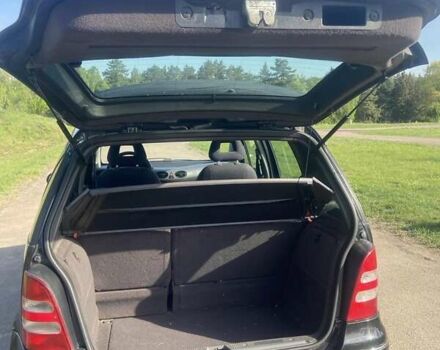 Черный Мерседес А класс, объемом двигателя 1.6 л и пробегом 227 тыс. км за 3700 $, фото 4 на Automoto.ua