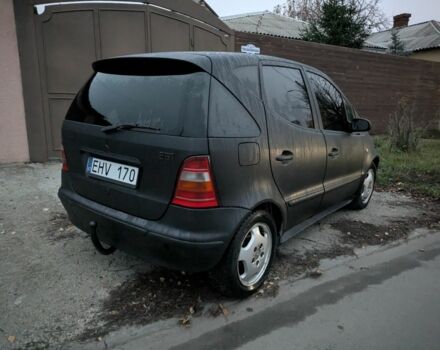 Черный Мерседес А класс, объемом двигателя 1.9 л и пробегом 203 тыс. км за 1499 $, фото 4 на Automoto.ua