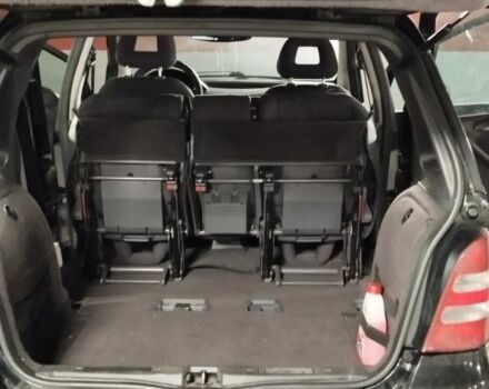 Чорний Мерседес А клас, об'ємом двигуна 1.7 л та пробігом 246 тис. км за 4200 $, фото 23 на Automoto.ua