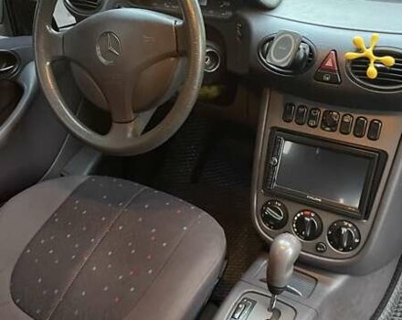 Черный Мерседес А класс, объемом двигателя 1.6 л и пробегом 180 тыс. км за 4500 $, фото 8 на Automoto.ua