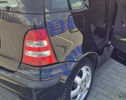 Мерседес А класс 2002 в Виннице на Automoto.ua Черный Мерседес А класс, объемом двигателя 1.6 л и пробегом 214 тыс. км за 4400 $, фото 12 на Automoto.ua