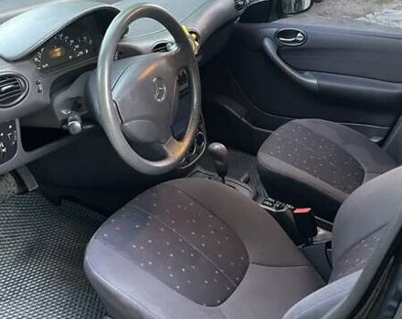 Черный Мерседес А класс, объемом двигателя 1.6 л и пробегом 180 тыс. км за 4500 $, фото 2 на Automoto.ua