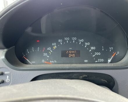 Черный Мерседес А класс, объемом двигателя 1.7 л и пробегом 215 тыс. км за 2850 $, фото 2 на Automoto.ua