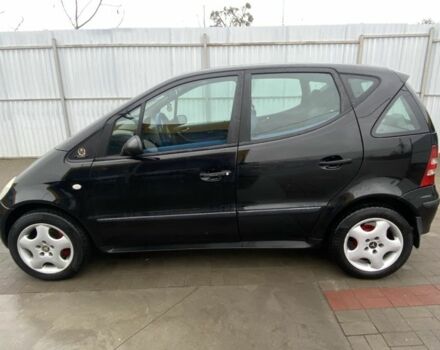 Черный Мерседес А класс, объемом двигателя 1.7 л и пробегом 284 тыс. км за 5000 $, фото 5 на Automoto.ua