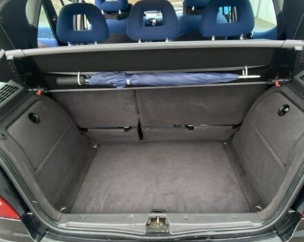 Черный Мерседес А класс, объемом двигателя 1.7 л и пробегом 284 тыс. км за 5000 $, фото 2 на Automoto.ua