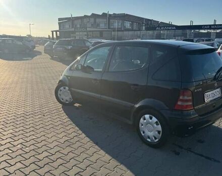 Черный Мерседес А класс, объемом двигателя 1.7 л и пробегом 276 тыс. км за 3200 $, фото 4 на Automoto.ua