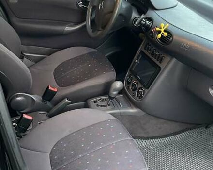 Черный Мерседес А класс, объемом двигателя 1.6 л и пробегом 180 тыс. км за 4500 $, фото 9 на Automoto.ua