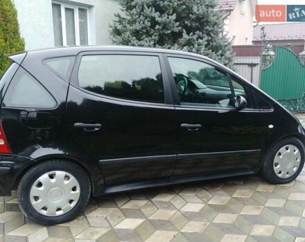 Черный Мерседес А класс, объемом двигателя 1.69 л и пробегом 270 тыс. км за 3500 $, фото 6 на Automoto.ua