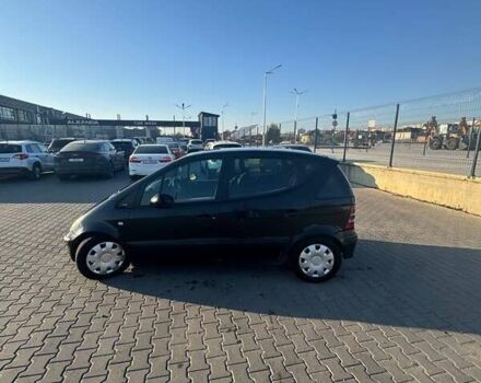 Черный Мерседес А класс, объемом двигателя 1.7 л и пробегом 276 тыс. км за 3200 $, фото 7 на Automoto.ua