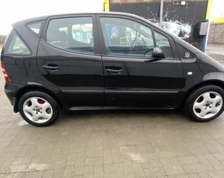 Черный Мерседес А класс, объемом двигателя 1.7 л и пробегом 284 тыс. км за 5000 $, фото 7 на Automoto.ua