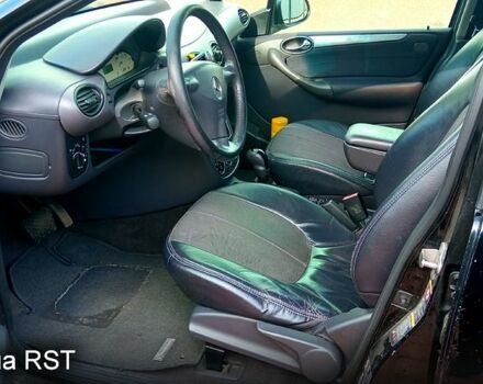 Черный Мерседес А класс, объемом двигателя 1.7 л и пробегом 294 тыс. км за 4200 $, фото 6 на Automoto.ua