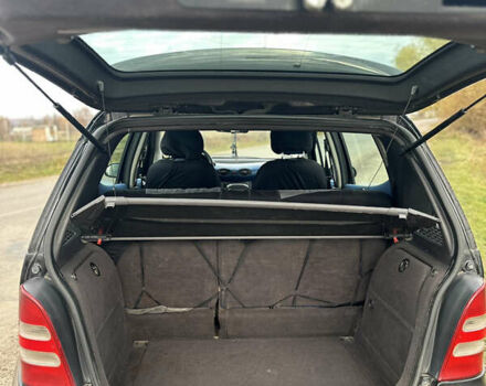 Чорний Мерседес А клас, об'ємом двигуна 1.4 л та пробігом 229 тис. км за 2650 $, фото 4 на Automoto.ua