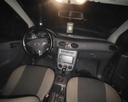 Черный Мерседес А класс, объемом двигателя 1.69 л и пробегом 338 тыс. км за 2350 $, фото 13 на Automoto.ua