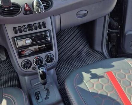 Мерседес А класс 2002 в Виннице на Automoto.ua Черный Мерседес А класс, объемом двигателя 1.6 л и пробегом 214 тыс. км за 4400 $, фото 5 на Automoto.ua
