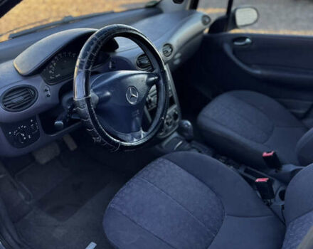 Черный Мерседес А класс, объемом двигателя 1.6 л и пробегом 241 тыс. км за 3599 $, фото 8 на Automoto.ua