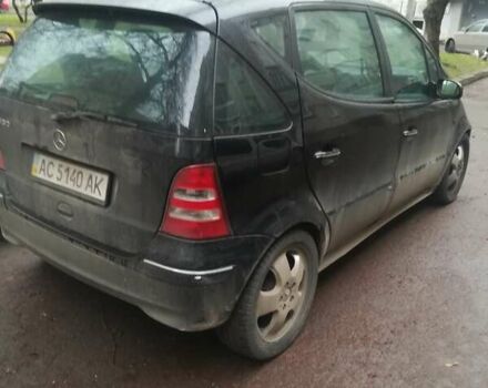 Черный Мерседес А класс, объемом двигателя 1.9 л и пробегом 240 тыс. км за 3200 $, фото 2 на Automoto.ua