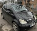 Черный Мерседес А класс, объемом двигателя 1.7 л и пробегом 296 тыс. км за 3400 $, фото 1 на Automoto.ua