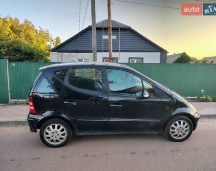 Черный Мерседес А класс, объемом двигателя 1.69 л и пробегом 240 тыс. км за 4150 $, фото 3 на Automoto.ua