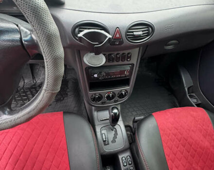 Черный Мерседес А класс, объемом двигателя 1.6 л и пробегом 210 тыс. км за 4500 $, фото 17 на Automoto.ua