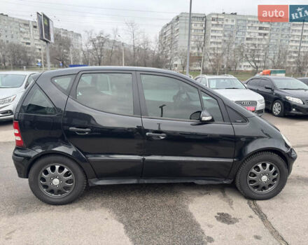 Черный Мерседес А класс, объемом двигателя 1.6 л и пробегом 210 тыс. км за 4500 $, фото 4 на Automoto.ua