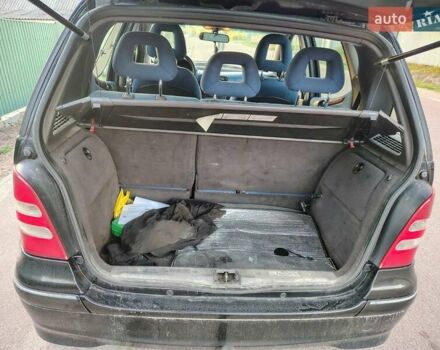 Черный Мерседес А класс, объемом двигателя 1.69 л и пробегом 240 тыс. км за 4150 $, фото 2 на Automoto.ua