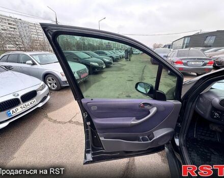 Черный Мерседес А класс, объемом двигателя 1.6 л и пробегом 210 тыс. км за 4500 $, фото 10 на Automoto.ua