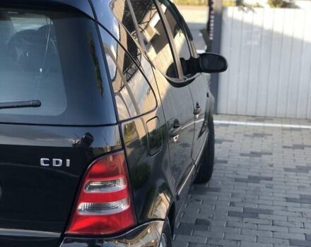 Черный Мерседес А класс, объемом двигателя 1.7 л и пробегом 330 тыс. км за 3700 $, фото 6 на Automoto.ua