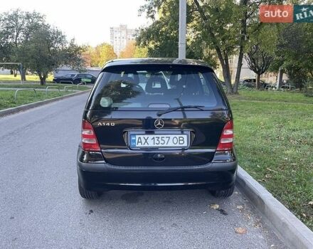 Черный Мерседес А класс, объемом двигателя 1.6 л и пробегом 329 тыс. км за 4010 $, фото 2 на Automoto.ua