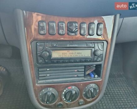 Черный Мерседес А класс, объемом двигателя 1.69 л и пробегом 240 тыс. км за 4150 $, фото 15 на Automoto.ua