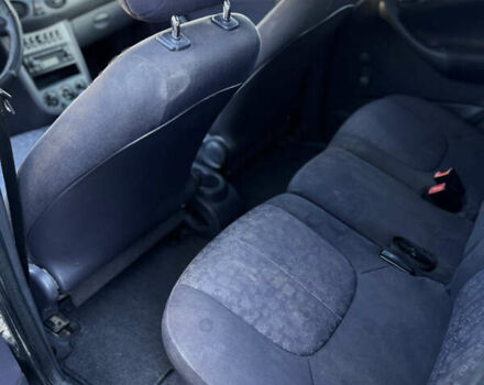 Черный Мерседес А класс, объемом двигателя 1.6 л и пробегом 241 тыс. км за 3599 $, фото 9 на Automoto.ua