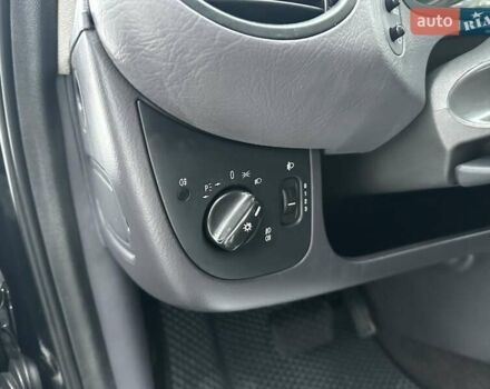 Черный Мерседес А класс, объемом двигателя 1.69 л и пробегом 276 тыс. км за 3850 $, фото 69 на Automoto.ua