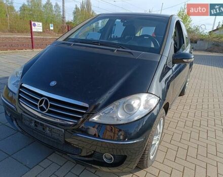 Чорний Мерседес А клас, об'ємом двигуна 2 л та пробігом 220 тис. км за 2129 $, фото 3 на Automoto.ua