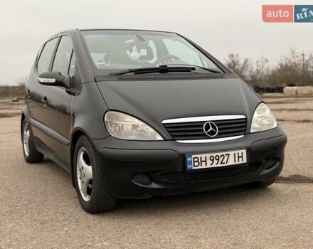Черный Мерседес А класс, объемом двигателя 1.69 л и пробегом 250 тыс. км за 4800 $, фото 2 на Automoto.ua