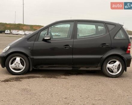 Черный Мерседес А класс, объемом двигателя 1.69 л и пробегом 250 тыс. км за 4800 $, фото 3 на Automoto.ua