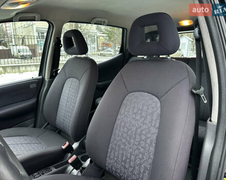 Чорний Мерседес А клас, об'ємом двигуна 1.7 л та пробігом 276 тис. км за 3850 $, фото 67 на Automoto.ua